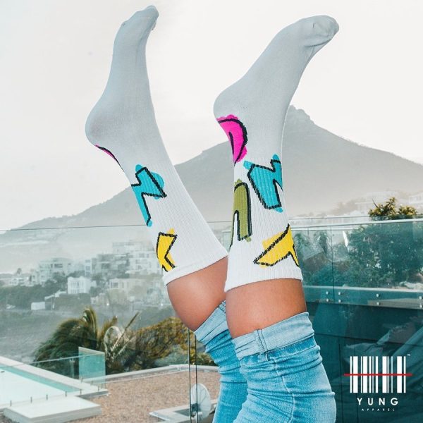 Y U N G SIGNATURE SOCKS